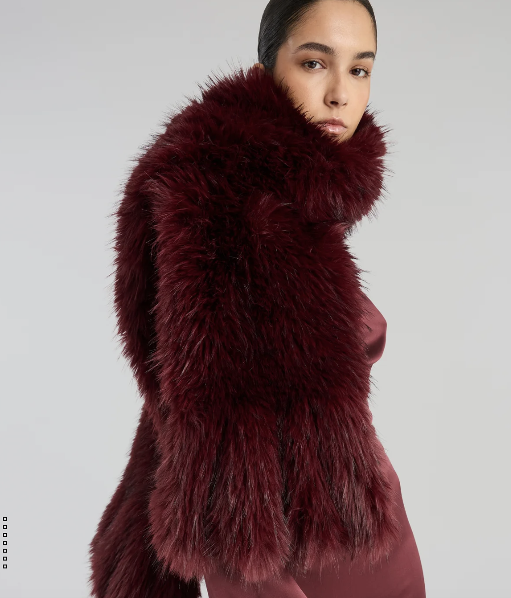 Rotate Faux Fur Scarf – Zinfandel